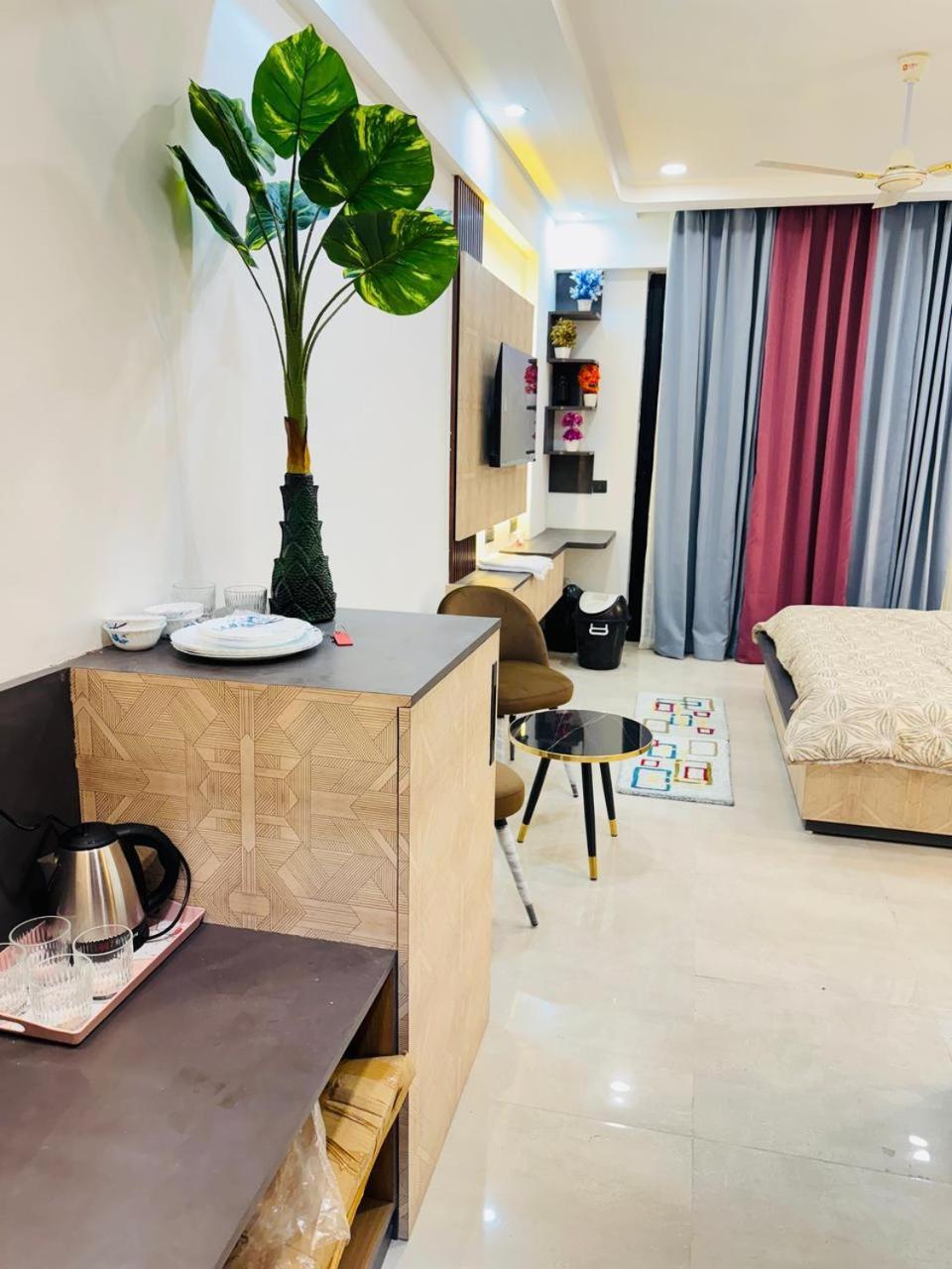 Apartment Landmark By Ratnesh Verma *